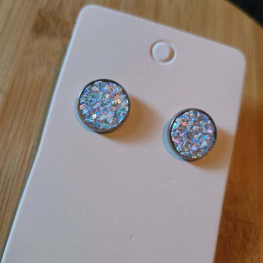 Iridescent Pearl Glitter Studded Earrings